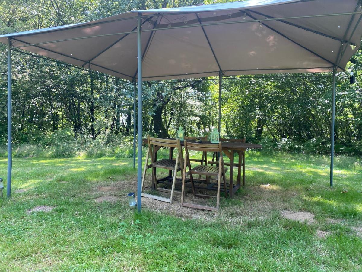 Fonclaire Holidays Glamping 'Luxury Camping' Blond Eksteriør billede